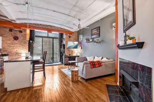 1322 Wabash Ave, Chicago, IL 60605-2508
