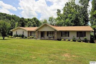 335 Deer Cross Ln, Seymour, TN 37865-5309