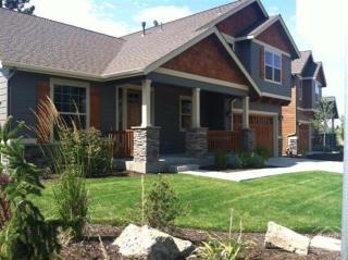60805 Whitney Pl, Bend, OR 97702-3408