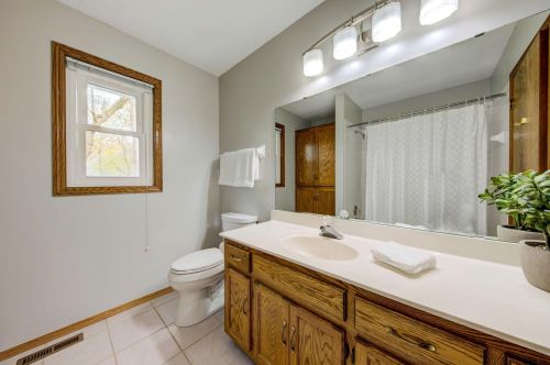 6833 129th St, Saint Paul MN  55124-5317 exterior