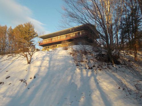 72 Foisy Hill Rd, Unity, NH 03743-4324