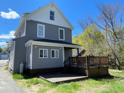 189 Lincoln St, Millinocket ME  04462-1224 exterior