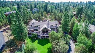 2705 Nightfall Cir, Bend OR  97701-5439 exterior