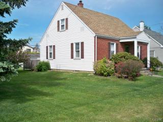 2234 Poplar St, Allentown, PA 18103-5626