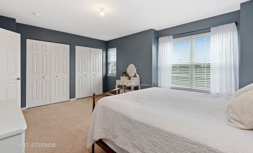 1712 Sandcastle Ln, Pingree Grove IL  60140-2056 exterior