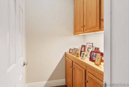 1464 Stanislaus Dr, Chula Vista CA  91913-1478 exterior