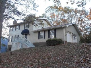 7714 Sandalwood Hts, Hixson, TN 37343-2161