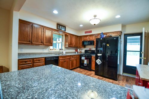 3592 Hampton Rd, Springfield OH  45502-9690 exterior