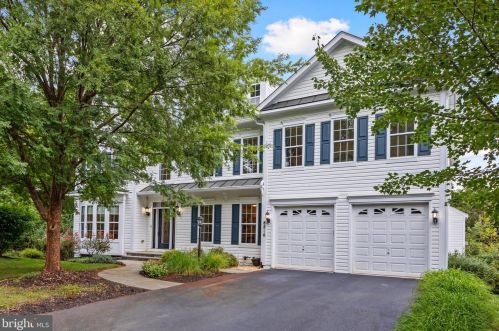 8816 Barn Owl Ct, Gainesville, VA 20155-5917