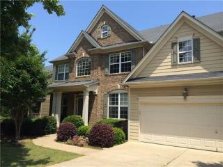 905 Island Bluff Ln, Buford, GA 30518-5575