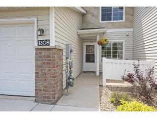 1308 Landsdown Ln, Minnetrista, MN 55387