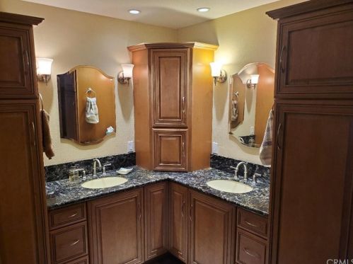 16743 Stallion Pl, Riverside CA  92504-5843 exterior