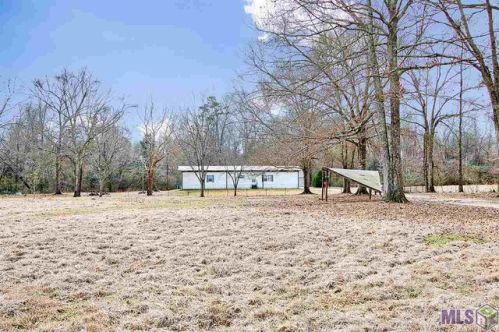 8320 Lemon Rd, Slaughter, LA 70777-9697