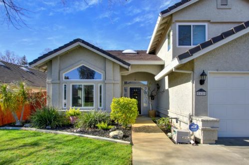 7121 Beaver Falls Way, Elk Grove, CA 95758-4954