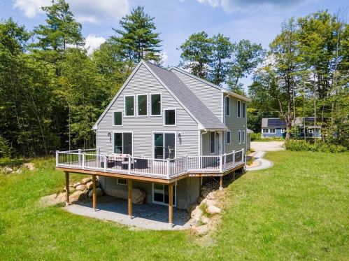 100 Sleeper Rd, Hillsboro, NH 03244-4002