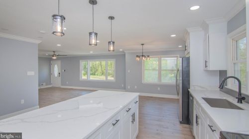 19214 Mockingbird Heights Rd, Triangle VA  22172-2207 exterior