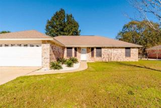 6212 Hunters Ridge Dr, Milton, FL 32570-8126