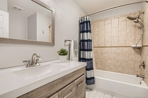 7114 Shenandoah Dr, Elizabeth CO  80107-9330 exterior