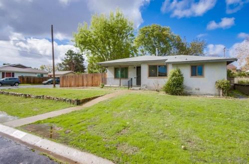 3352 Meridian Ave, San Diego, CA 92115-7204
