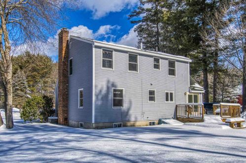 66 Long Hill Rd, Dover, NH 03820-6228