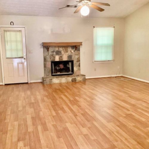 2443 Windridge Dr, Conyers, GA 30013-5733