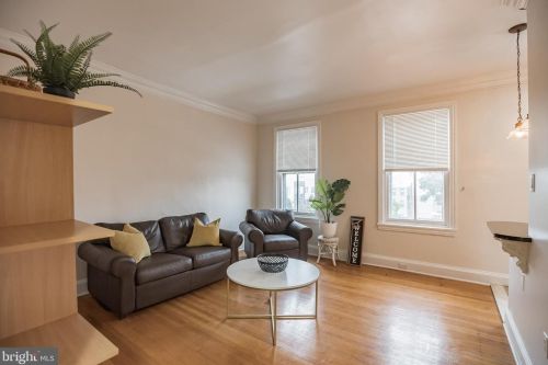 1910 Fairmount Ave, Philadelphia, PA 19130-2034