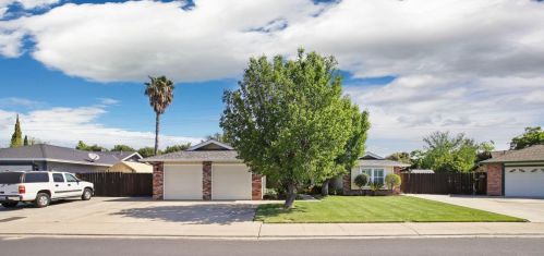 1439 Snead Ct, Manteca, CA 95337-6616