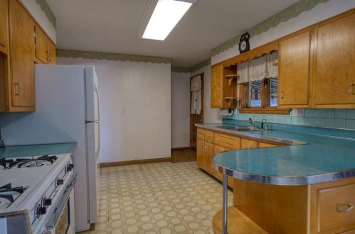 1387 Route 989, Rochester PA  15074-2749 exterior