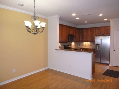 1056 Rodin Ln, Carrollton TX  75006-1545 exterior