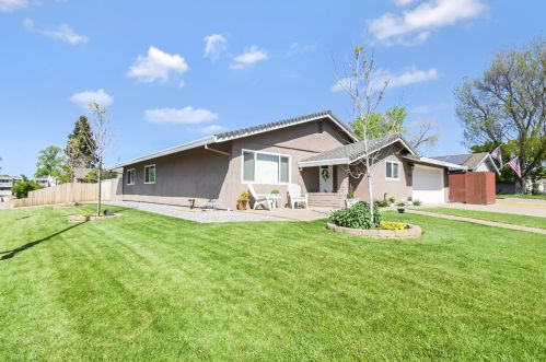 2 New Dawn Cir, Chico, CA 95928-6811