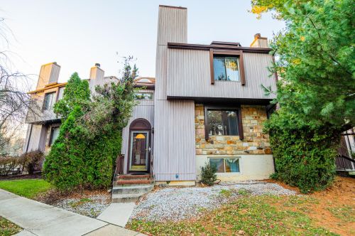 139 Goldmine Ln, Old Bridge, NJ 08857-3325
