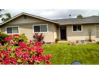 530 Springdale Ave, Springfield, OR 97477-7547