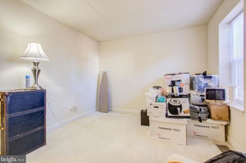 3829 Chesterwood Dr, Silver Spring MD 20906-2862 exterior