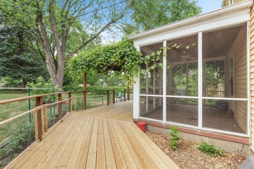 1789 Hamline Ave, Saint Paul MN  55113-6221 exterior