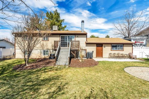 2460 Woodchuck Way, Sandy UT 84093-2770 exterior