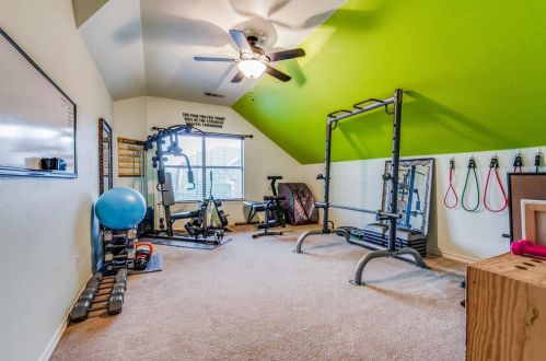 5329 Molasses Dr, Fort Worth TX  76179-8166 exterior