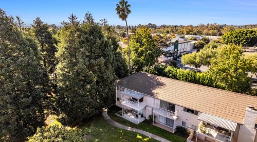 250 Fairview Ave, Santa Barbara CA  93117-3620 exterior
