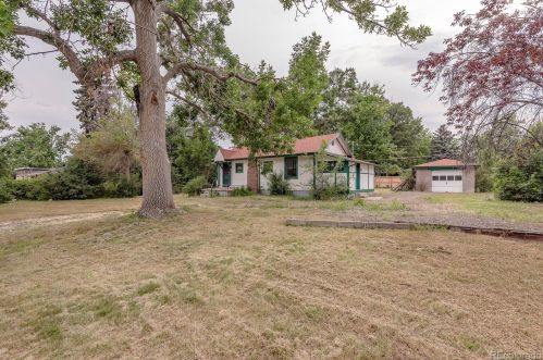 1801 Upham St, Denver, CO 80214-5276