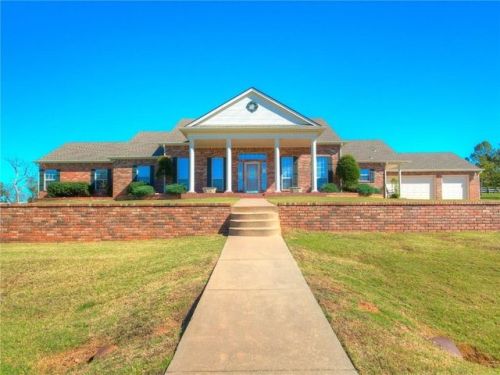10600 Crystal Creek Dr, Mustang, OK 73064-9341