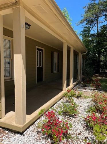 800 Mccullough Rd, Stockbridge GA  30281-4902 exterior
