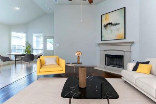 8208 Misty Water Dr, Fort Worth, TX 76131-4549