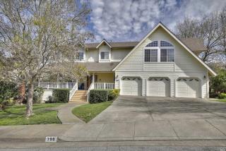 790 El Paseo Dr, Petaluma, CA 94952-1770