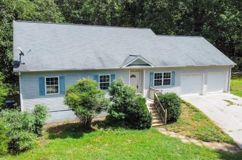 1084 New Hope Church Rd, Carrollton, GA 30117-8456
