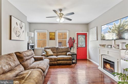 2549 Juniper St, Philadelphia PA  19148-4321 exterior