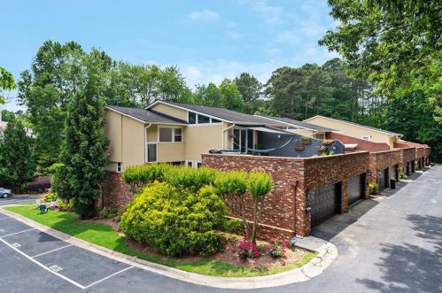 6118 Barfield Rd, Atlanta, GA 30328-4301