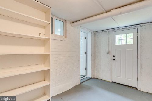 118 Fleetwood Ter, Silver Spring MD  20910-5511 exterior