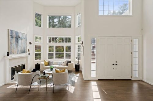 11724 Winding Way, Los Altos, CA 94024-6330