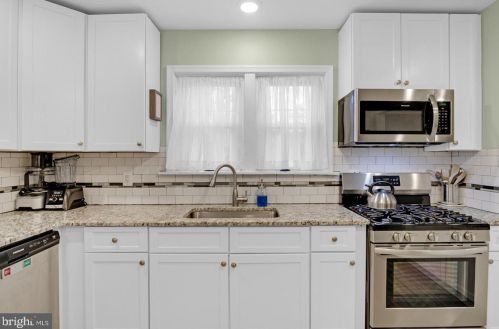 525 Park Blvd, Haddonfield NJ  08033-2938 exterior