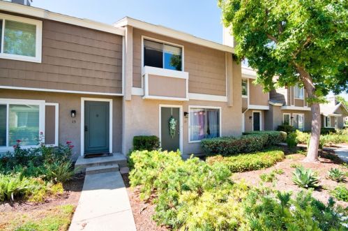 17 Elderglen, Irvine, CA 92604-3320