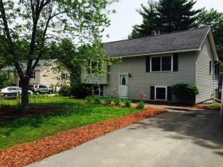 9 Mount Lawny Ln, Merrimack, NH 03054-2675